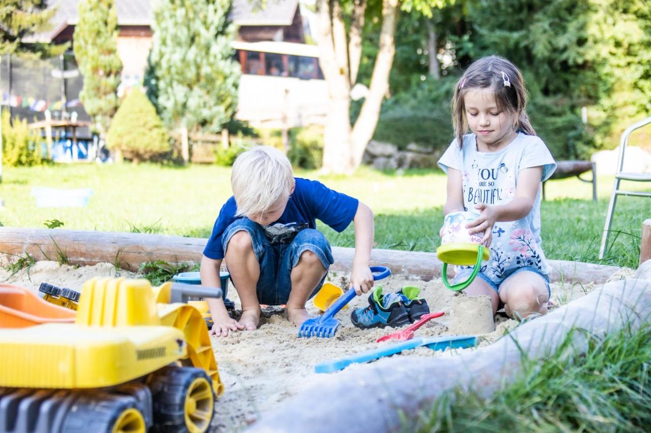 Familienhotel Adler Лінгенау Екстер'єр фото