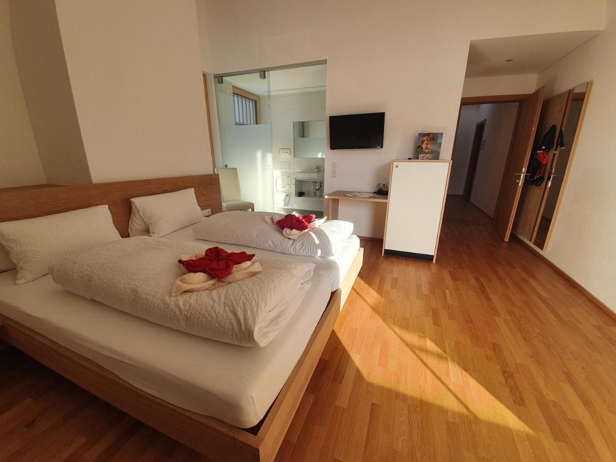 Familienhotel Adler Лінгенау Екстер'єр фото