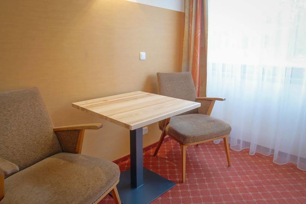 Familienhotel Adler Лінгенау Екстер'єр фото