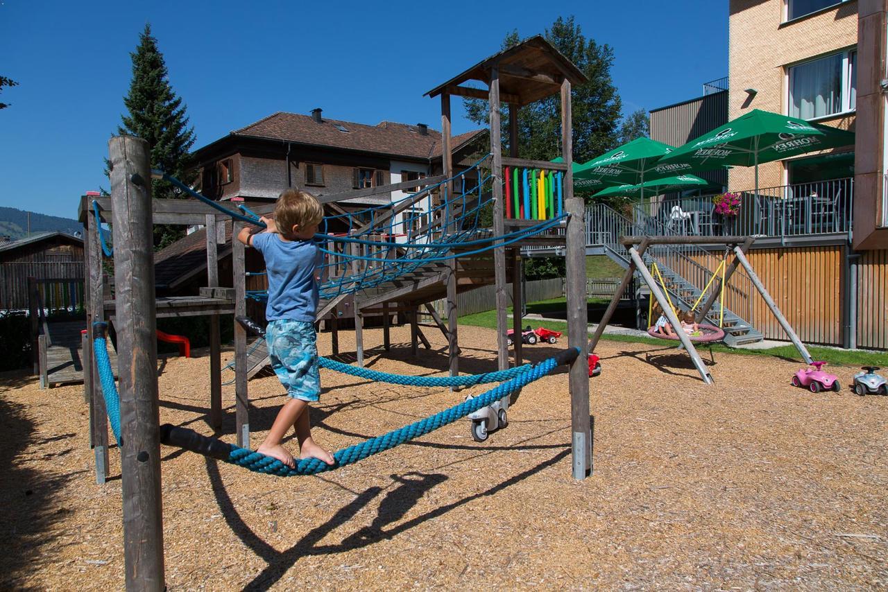 Familienhotel Adler Лінгенау Екстер'єр фото